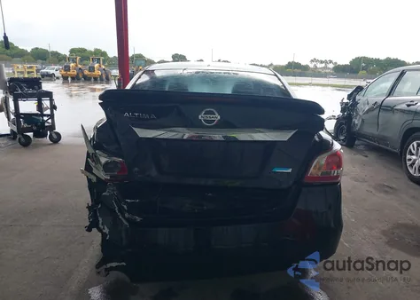 2013 Nissan Altima 2.5 from USA, damaged, VIN 1N4AL3AP0DN457091